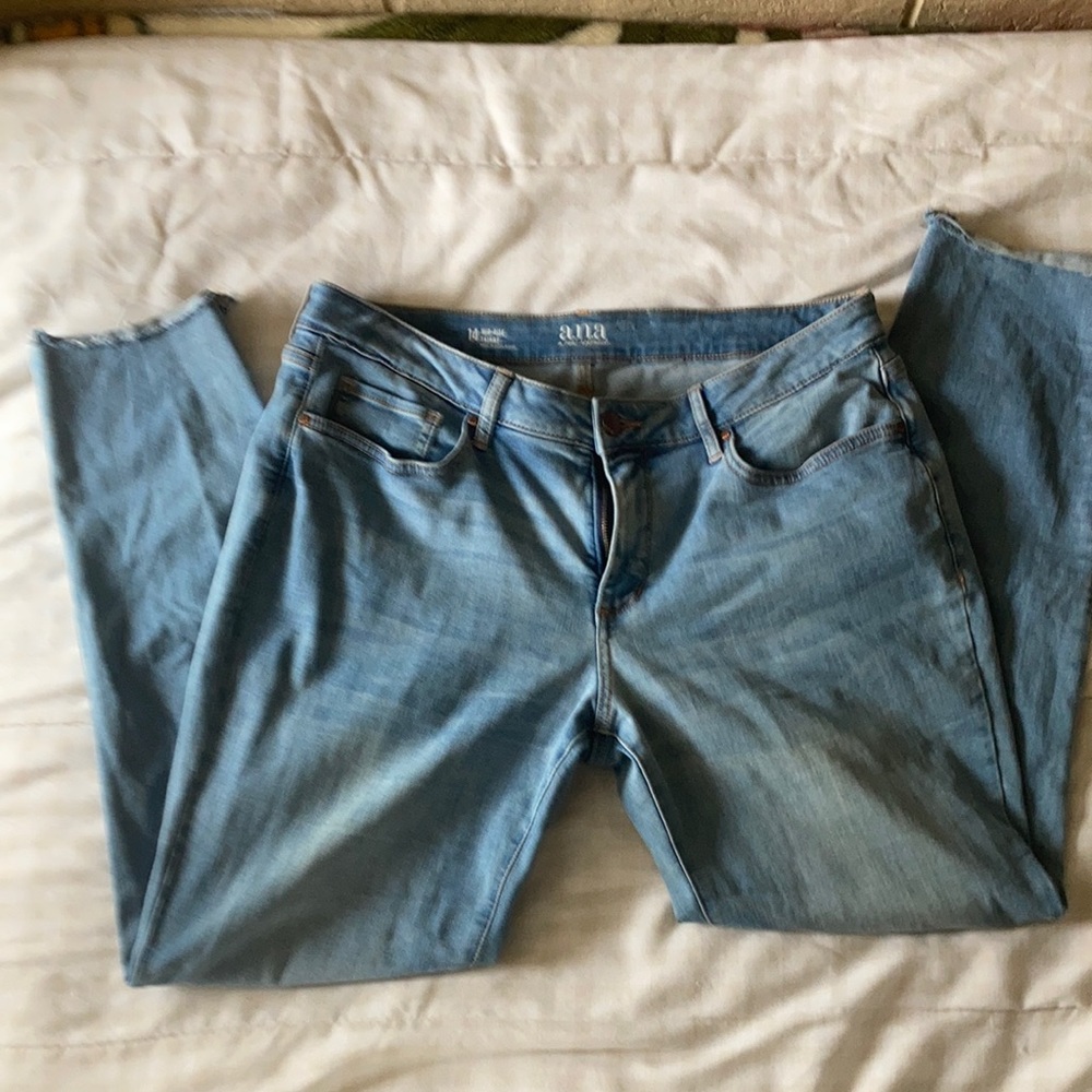 Size 14 a.n.a. Mid Rise Skinny Jean